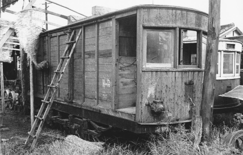 琴電有蓋車は高松電軌引継ぎ車。終戦直後は客車代用車。