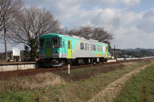 ��磨横田駅