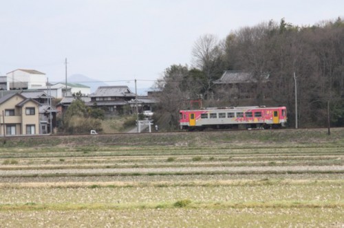 網引、田原間を行く６１７レ　フラワ2000-1