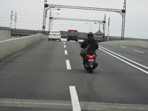 大宮通陸橋遺物