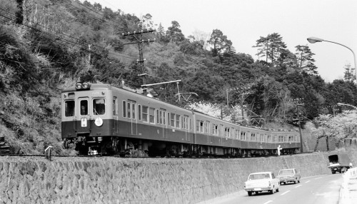 250-09.Odakyu-2472hoka.68.4.6Hakone-Yumoto