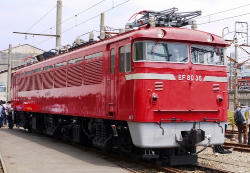 EF8036