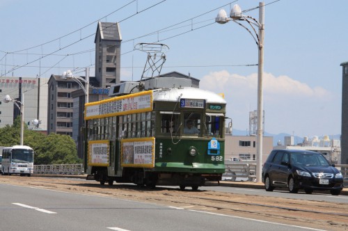 新己斐大橋を渡る　３号系統西広島行き