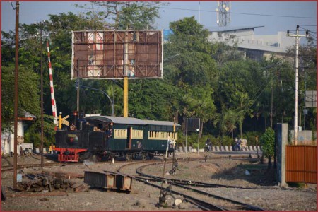 04_Purwosari駅1