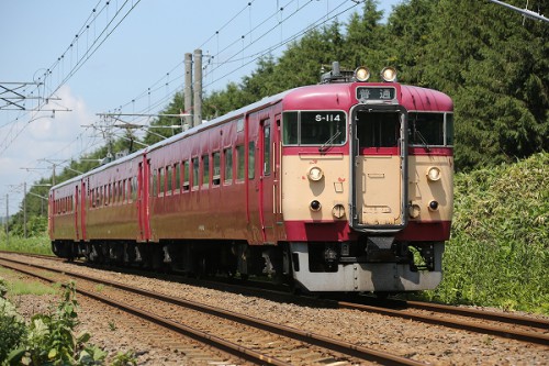 まもなく見納め北の通勤電車７１１系/2014.07.08/Psted　by　８９３－２