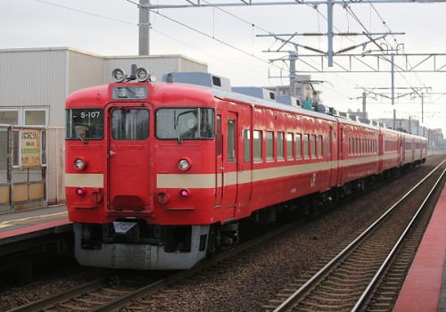 まもなく見納め北の通勤電車７１１系/2014.07.08/Psted　by　８９３－２