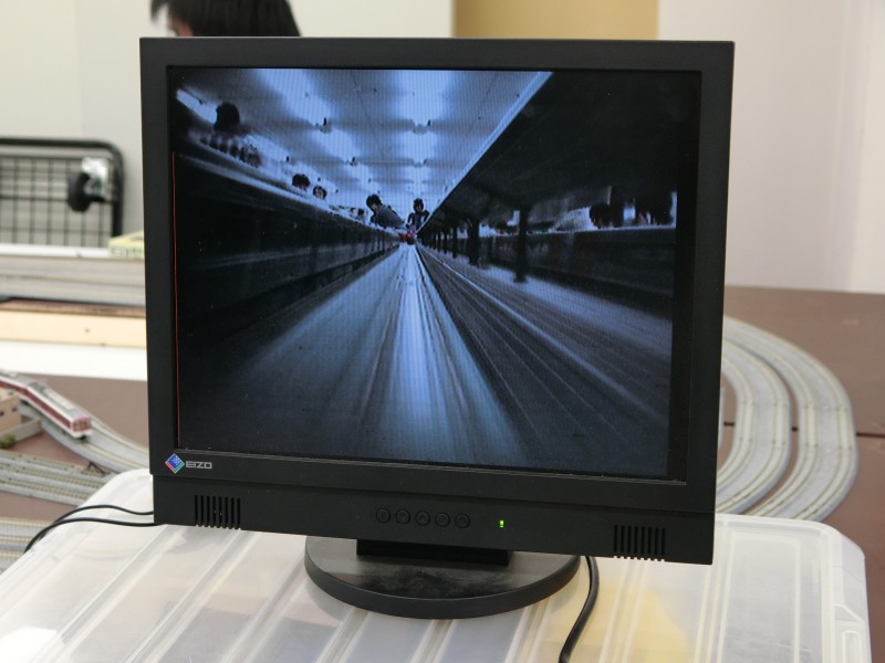 ↑時間帯によっては、鉄道模型に仕込んだカメラからの前面展望映像を観ることもできる。