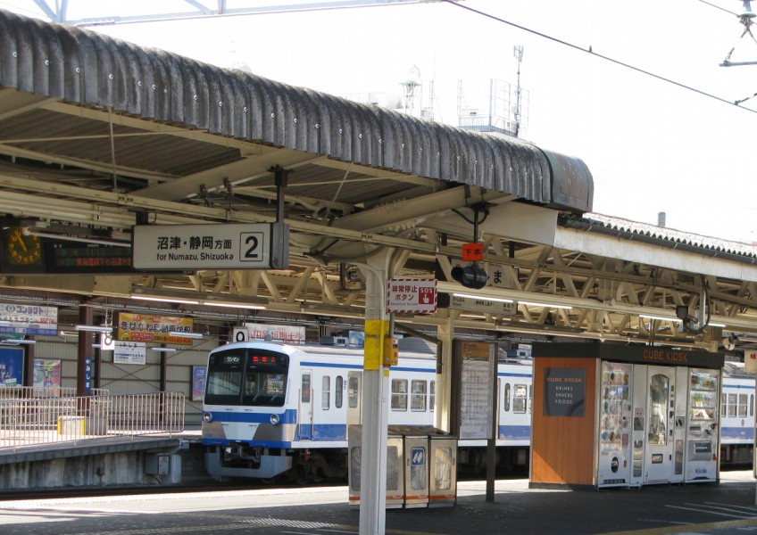 三島駅伊豆箱根鉄道-w