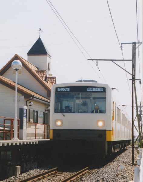 クモハ1201＋クモハ1001　下仁田行13列車　 　東富岡駅にて