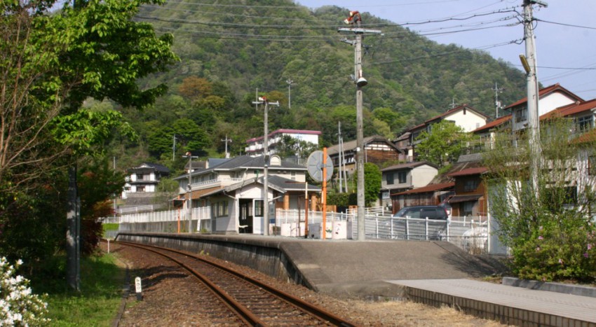 粕淵駅