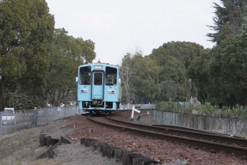 球場前・西富井間　　MRT303