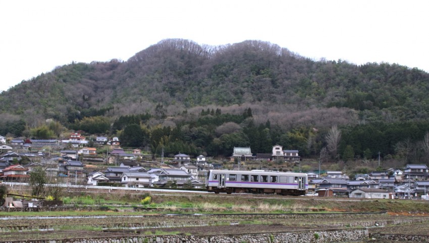 同じ地点　鉄橋を渡るともうすぐ河佐駅