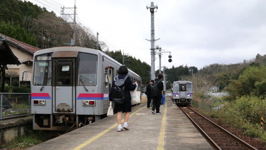 H28-4-11　備後矢野駅