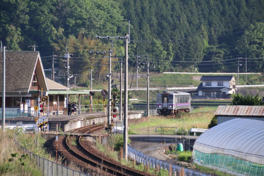 平成28年5月13日　6：45　備後三川駅