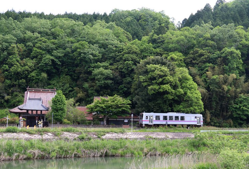 9：30　1725D三次行き 吉舎・三良坂間