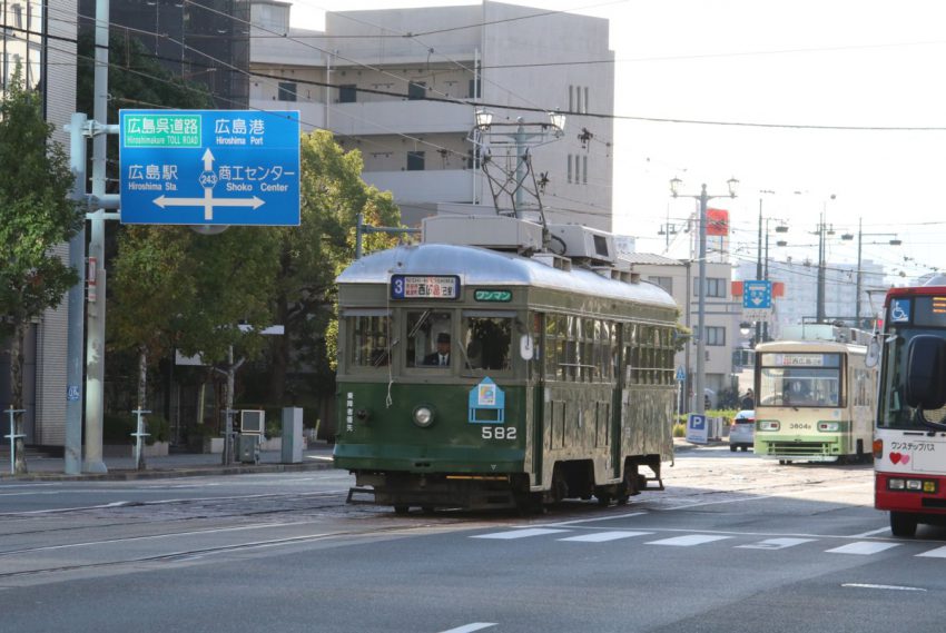 元神戸市電の582号