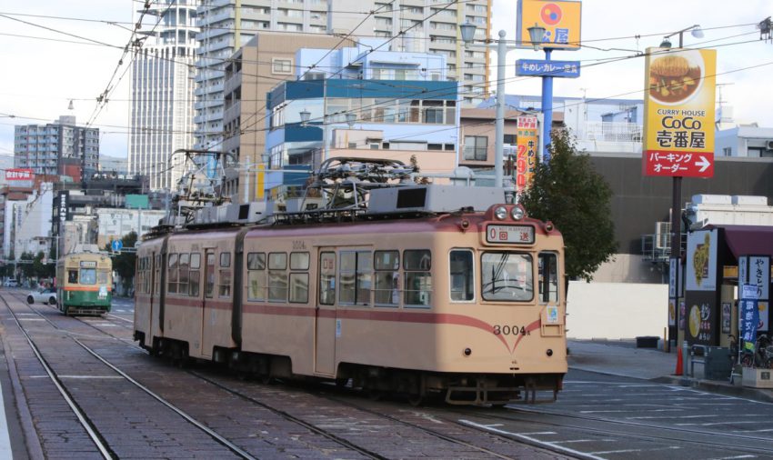 千田車庫に入庫する3004号